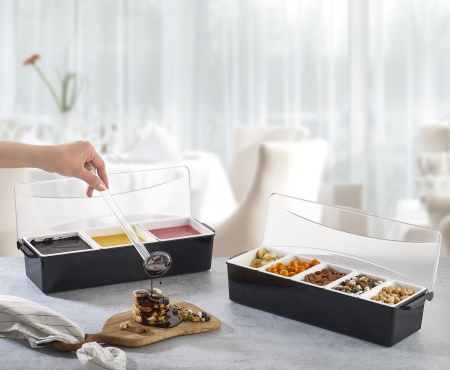 Контейнер для фруктов, специй и соусов 5 отд. по 0,45 л. черный, пластик. GP /1/12/