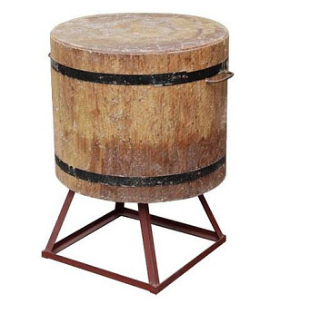 Колода разрубочная напольная дуб d=50-59 см. h=50 см. (с подст.метал. h=30 см) /1/